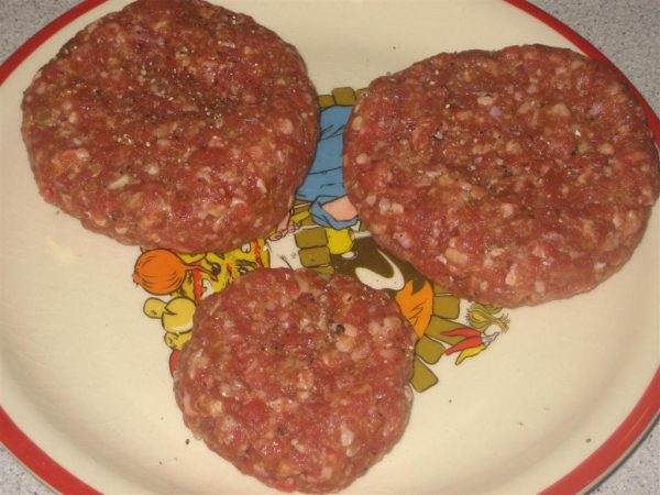 Hagyományos hamburger húspogácsák